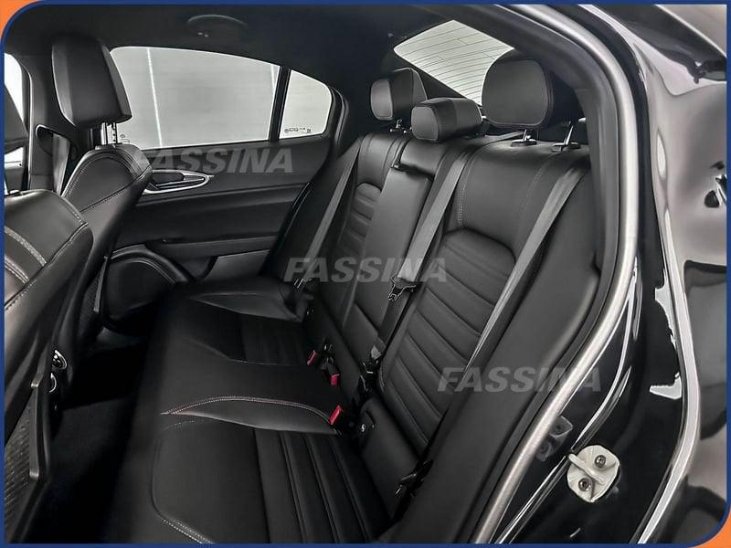 Alfa Romeo Giulia Giulia 2.0 t Competizione Q4 280cv auto
