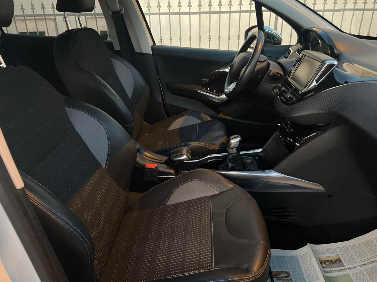 Peugeot 2008 1.6 e-HDi 115 CV Stop&Start Allure