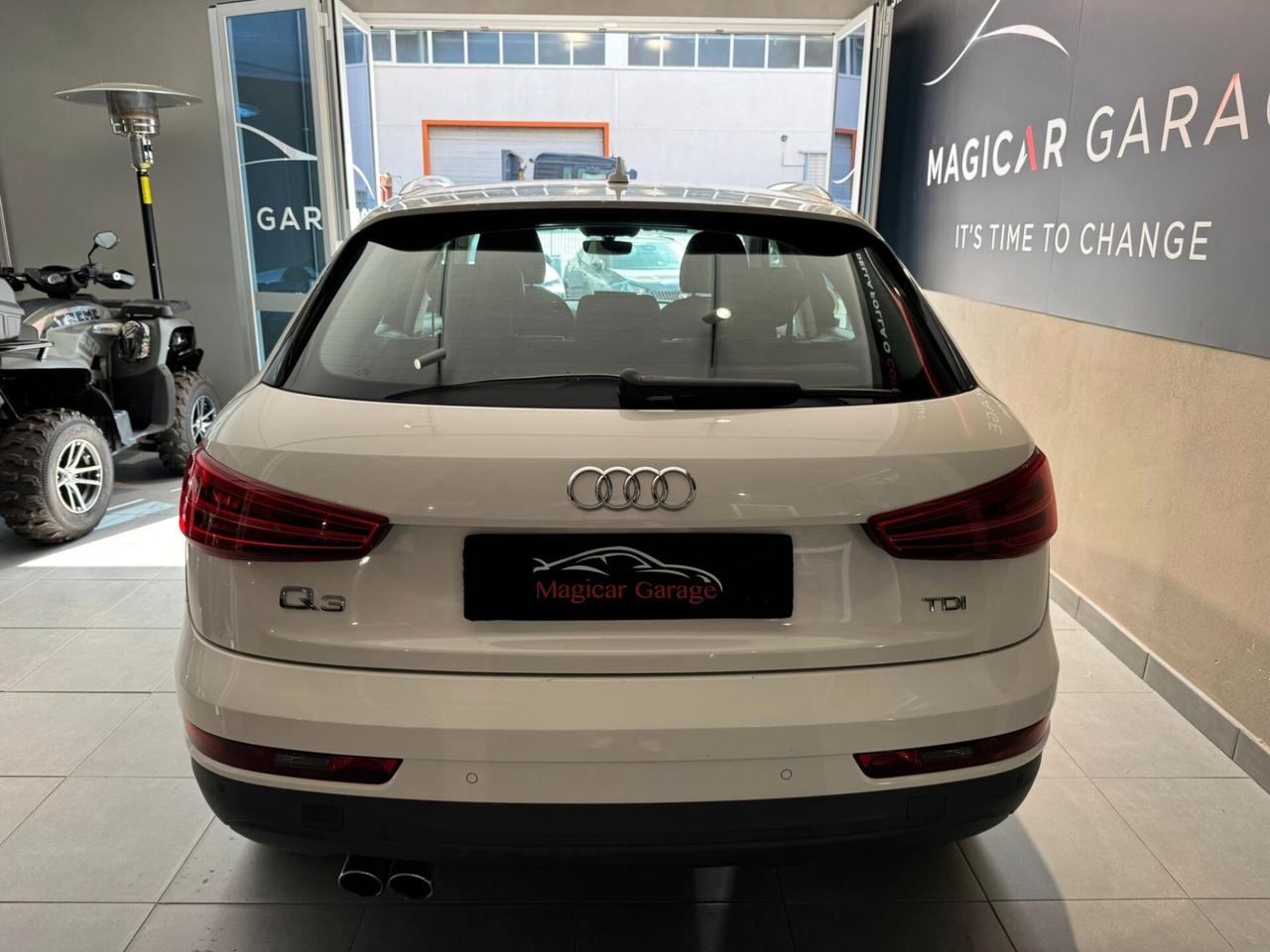 Audi Q3 2.0 TDI 150 CV Business