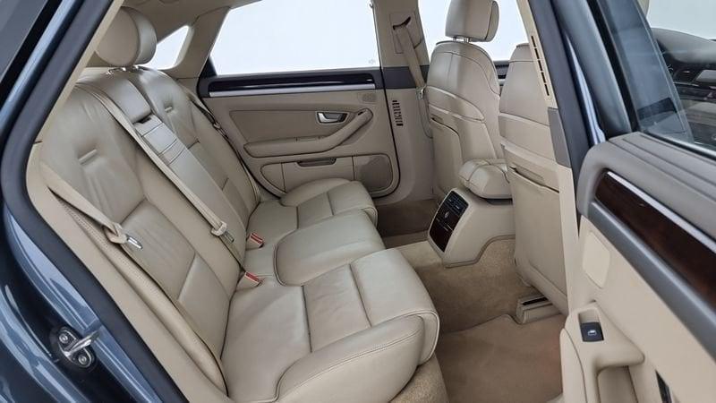 Audi A8 3.0 V6 tdi quattro tiptronic Fap