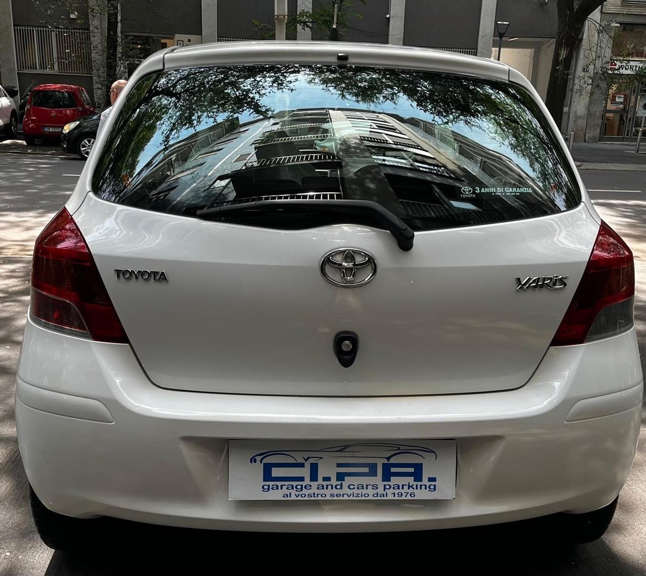 Toyota Yaris 1.0 3 porte