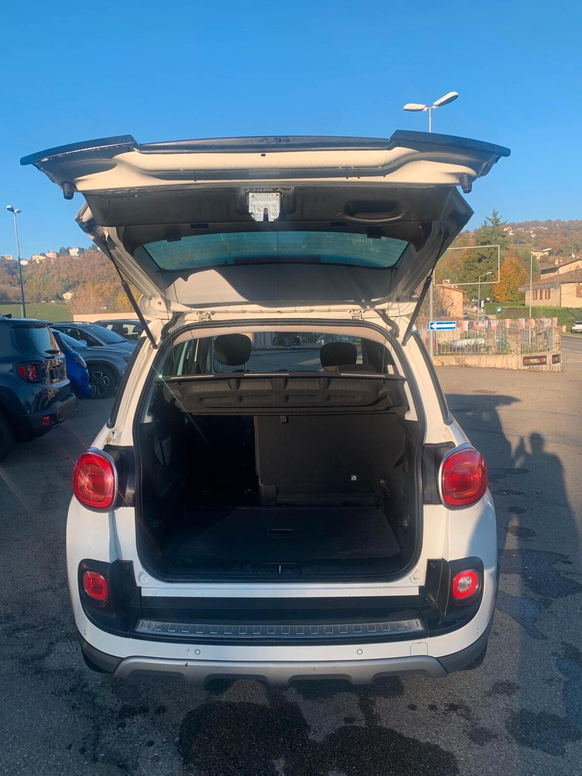 Fiat 500L TDI 1300CC-TREKKING FULL OPTIONAL-ANNO 2015-KM145000-UNICO PROPRIETARIO-NEO PATENTATI
