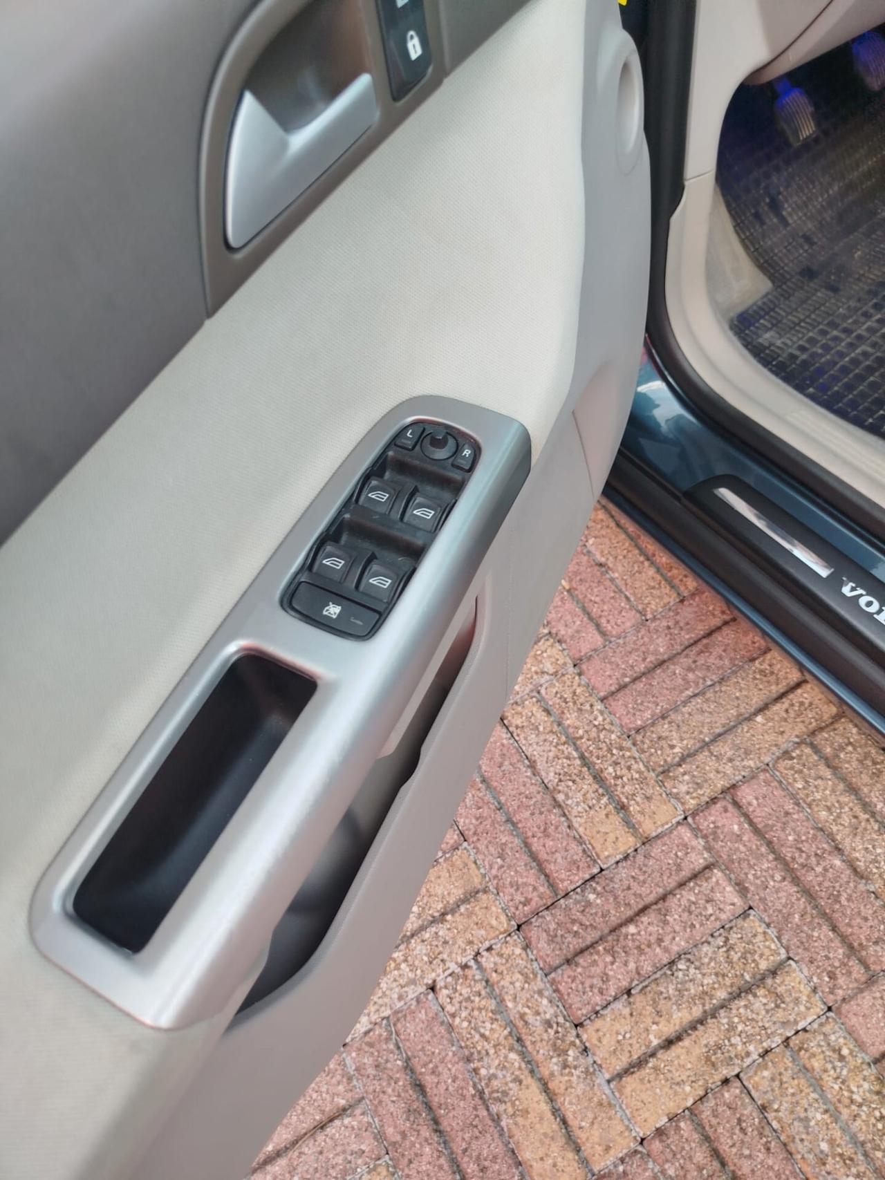 Volvo V50 1.6 D CON GANCIO OMOLOGATO!