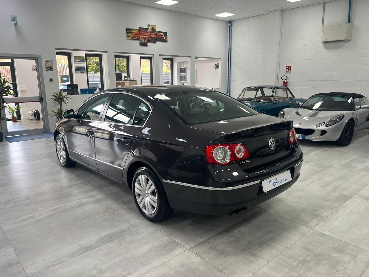 Volkswagen Passat Berlina 2.0 tdi Highline