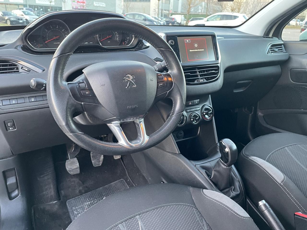 Peugeot 208 PureTech 82 5 porte*Neopatentati*Sonsori