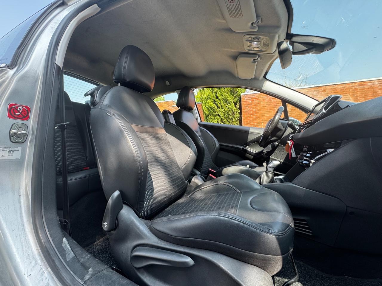 Peugeot 208 1.4 VTi 95 CV 3p. Allure