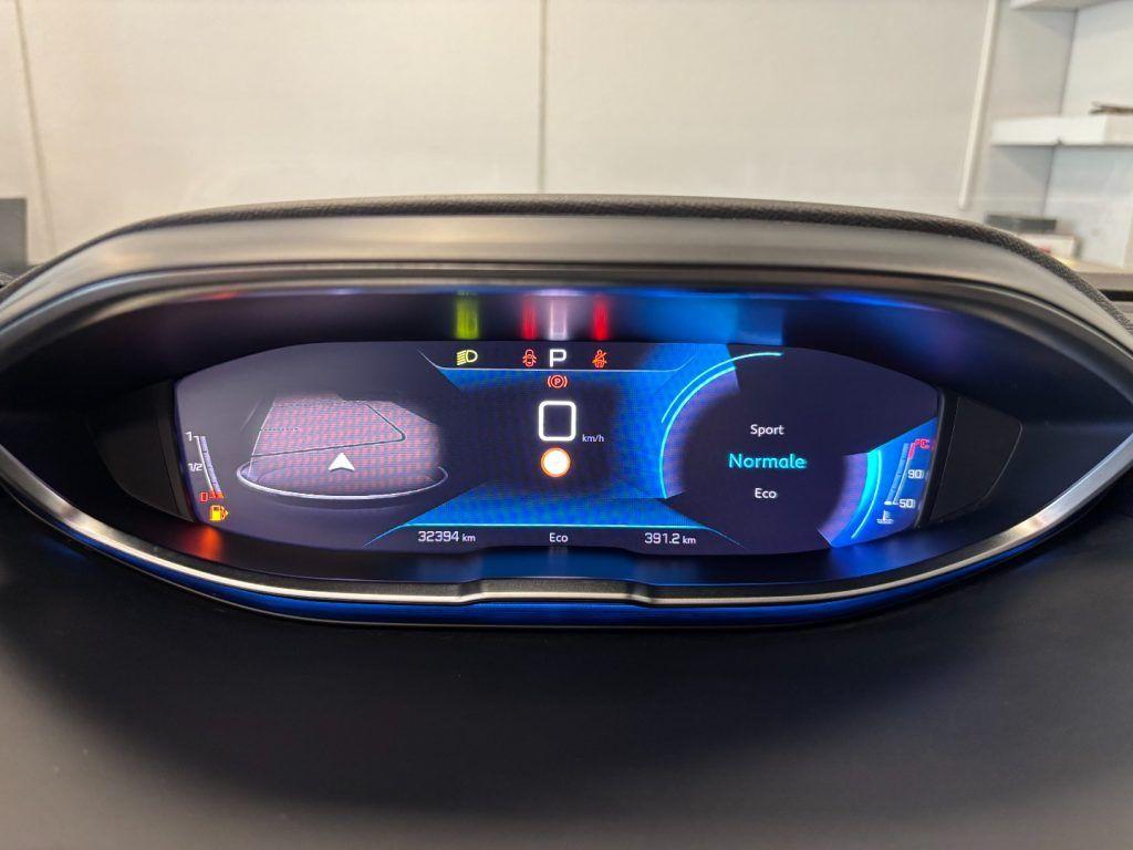 Peugeot 5008 7 Posti EAT8 Allure Pack 1.5 Diesel