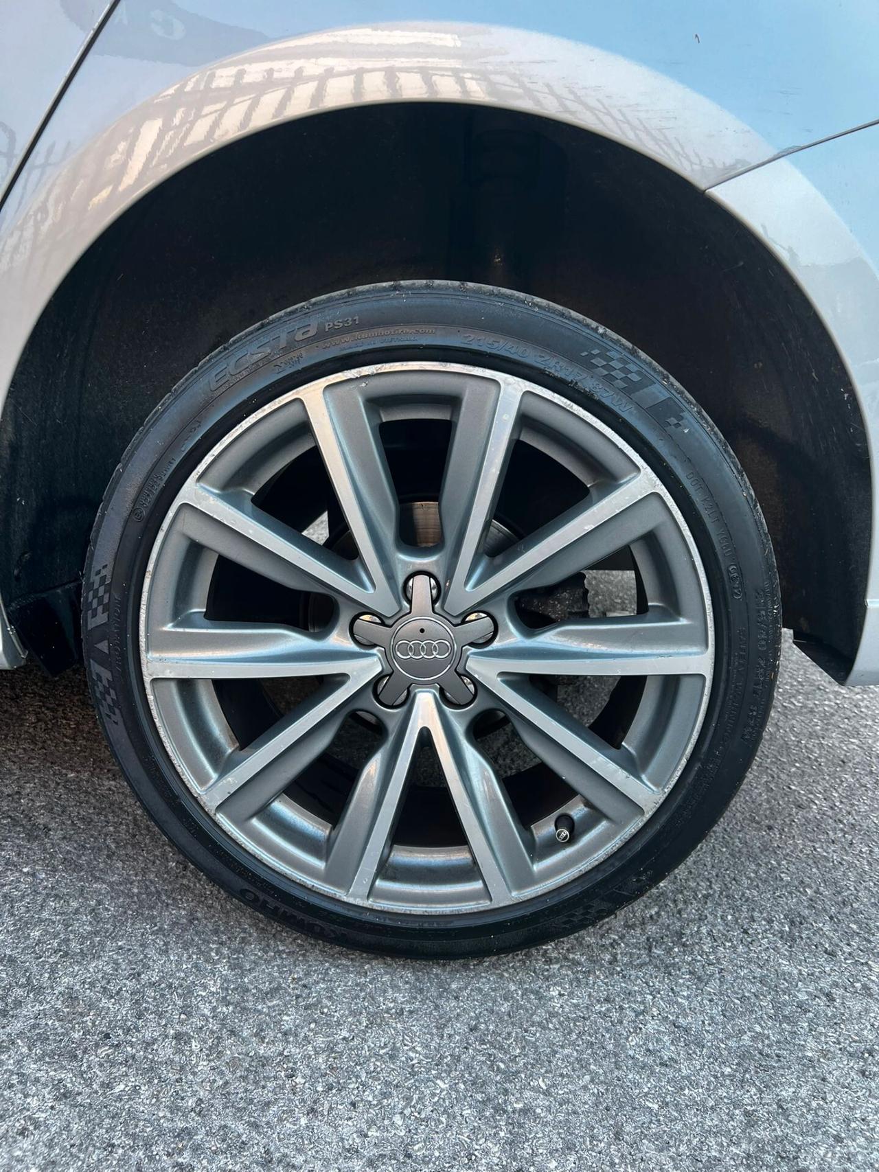 Audi A1 1.6 TDI Sportback S line edition plus