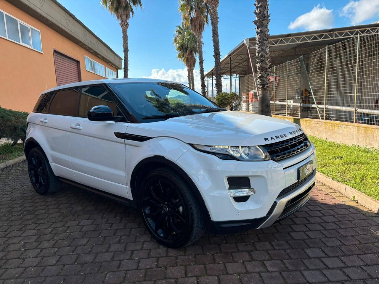 Land Rover Range Evoque 2.0 TD4 180 CV 5p. SE Dynamic