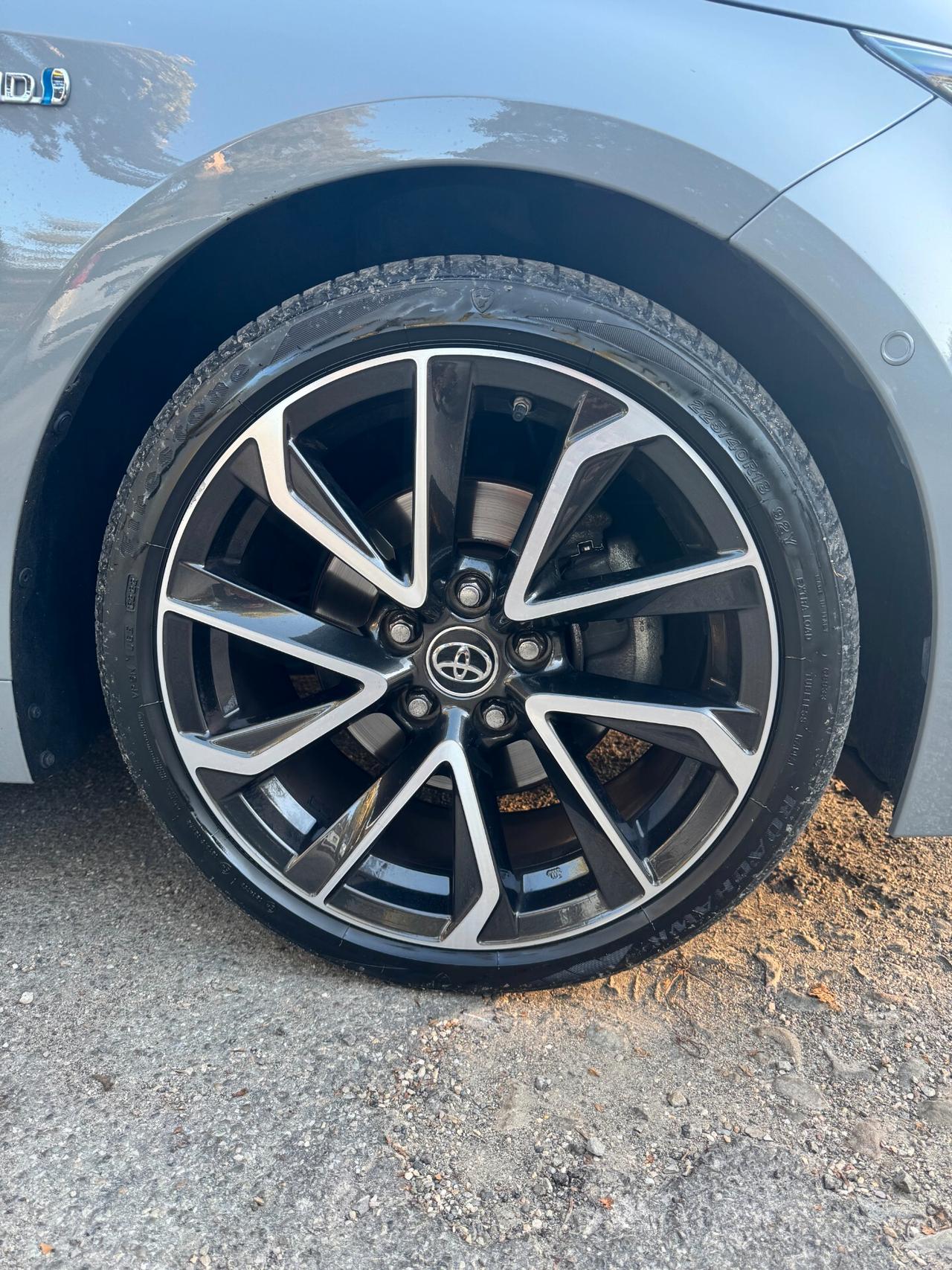 Toyota Corolla Touring Sports 2.0 Hybrid Lounge