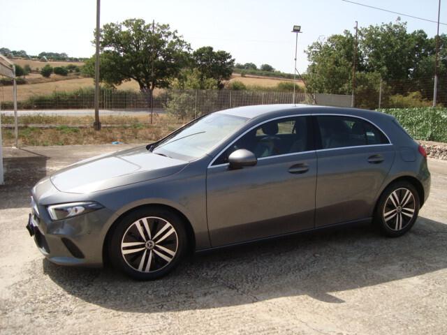 Mercedes-benz A 200 d Automatic Sport 2021