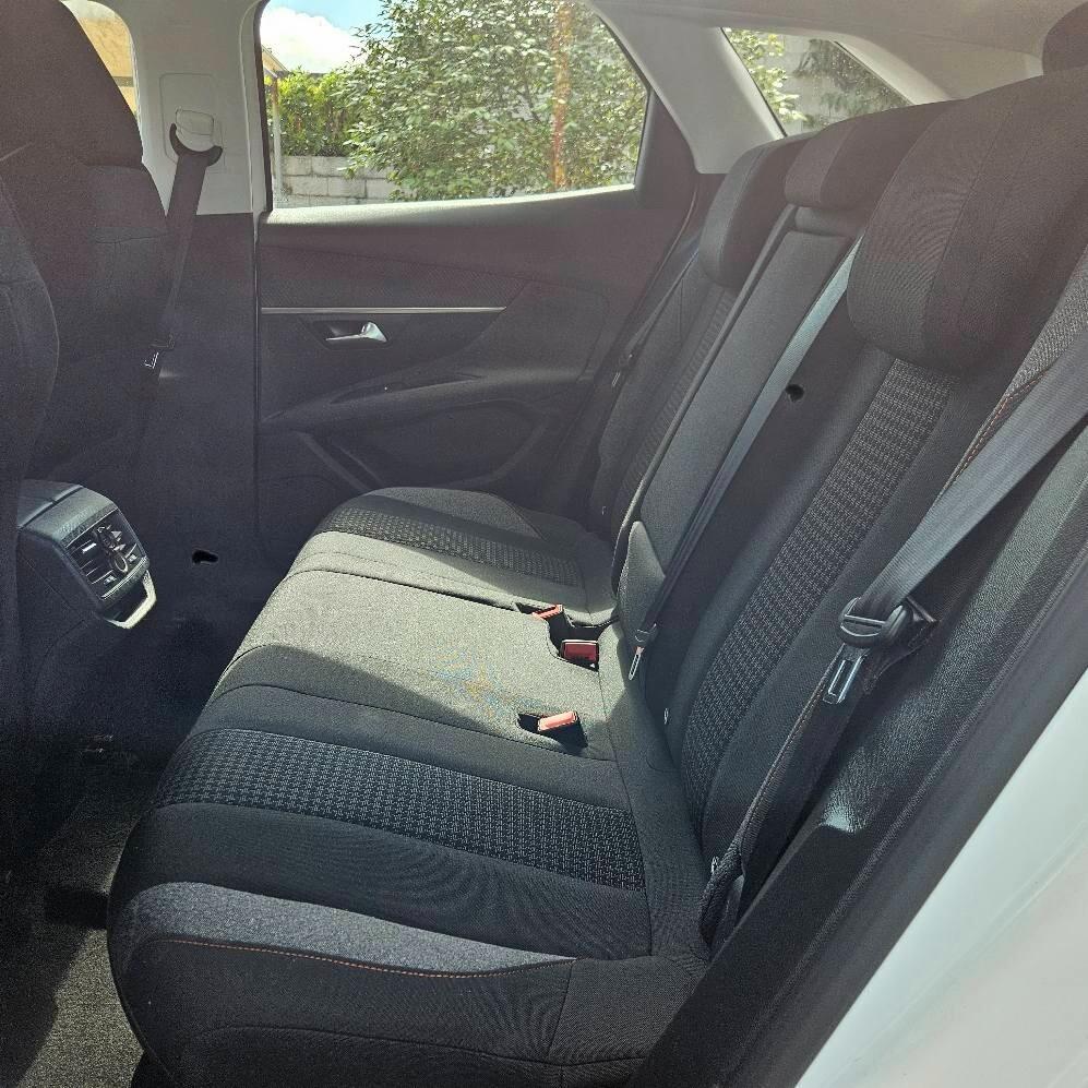 Peugeot 3008 HDi 130cv EAT8 2020 Nav+Retrocamera