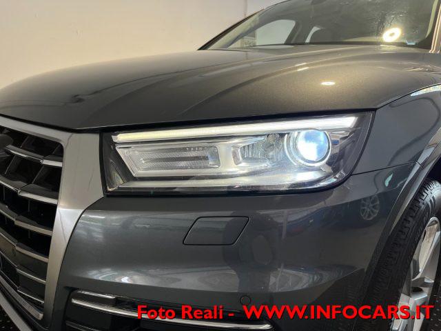 AUDI Q5 40 TDI quattro S tronic Business Design PROMO