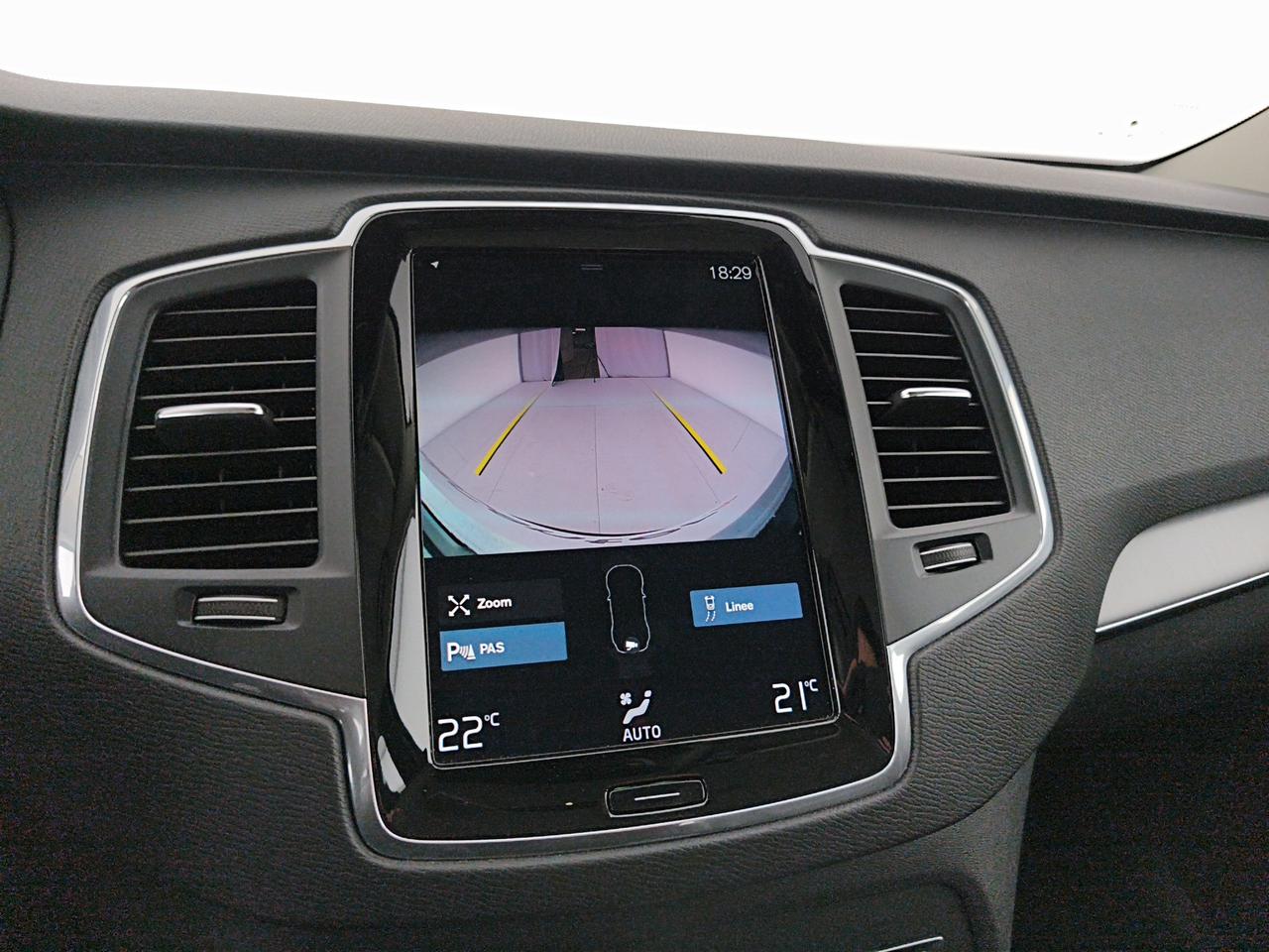 Volvo XC90 2.0 b5 Momentum awd