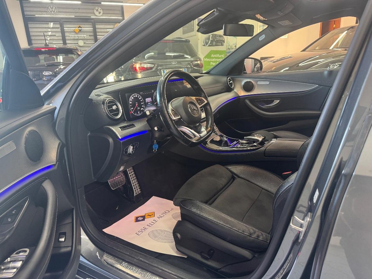 MERCEDES E 220d S.W. Auto Premium plus TETTO/ LUCI/ LED