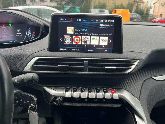 PEUGEOT 3008 1.5 BlueHDi 130 S&S Business