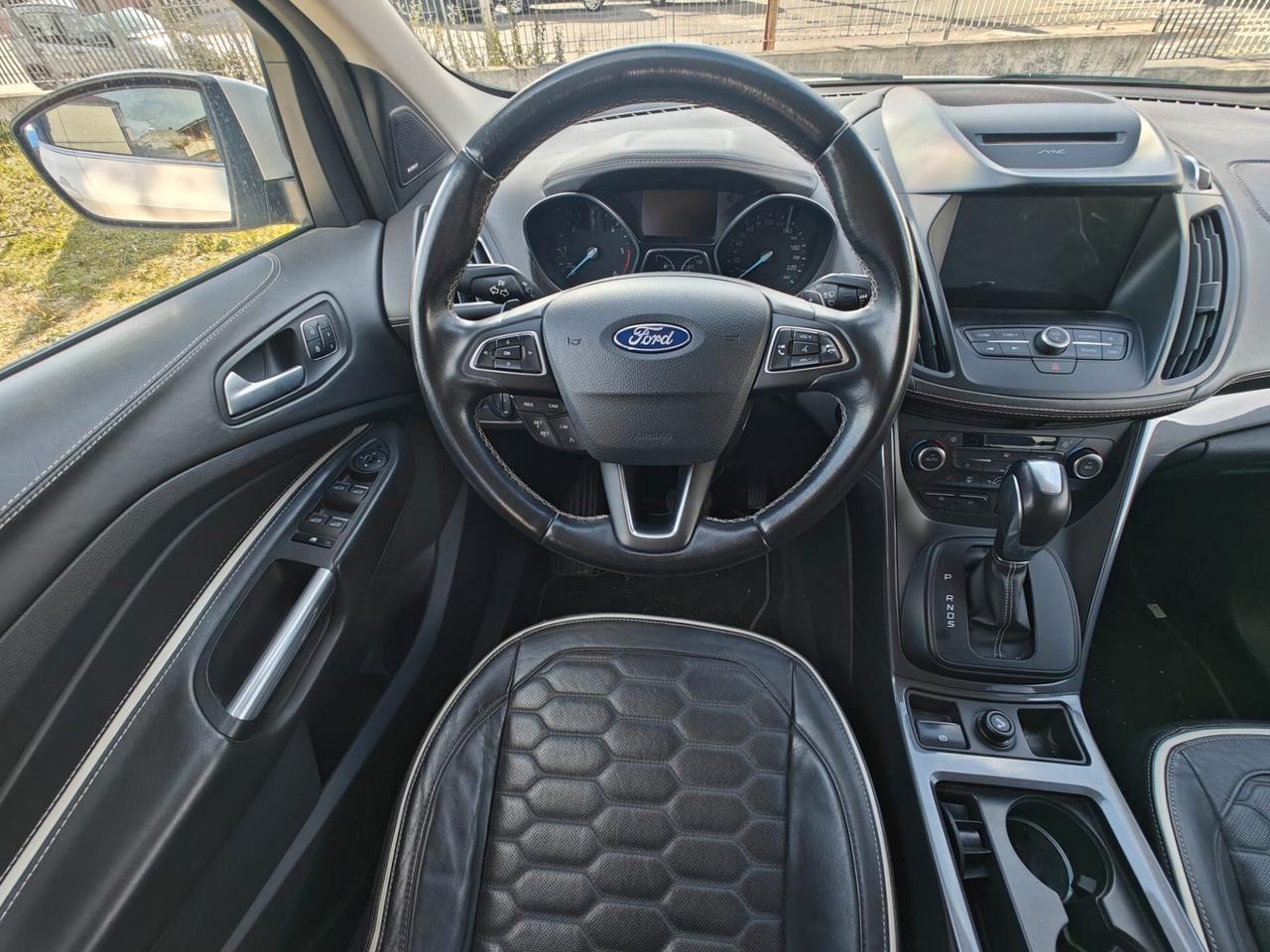 Ford Kuga 2.0 TDCI 180 CV S&S 4WD Vignale