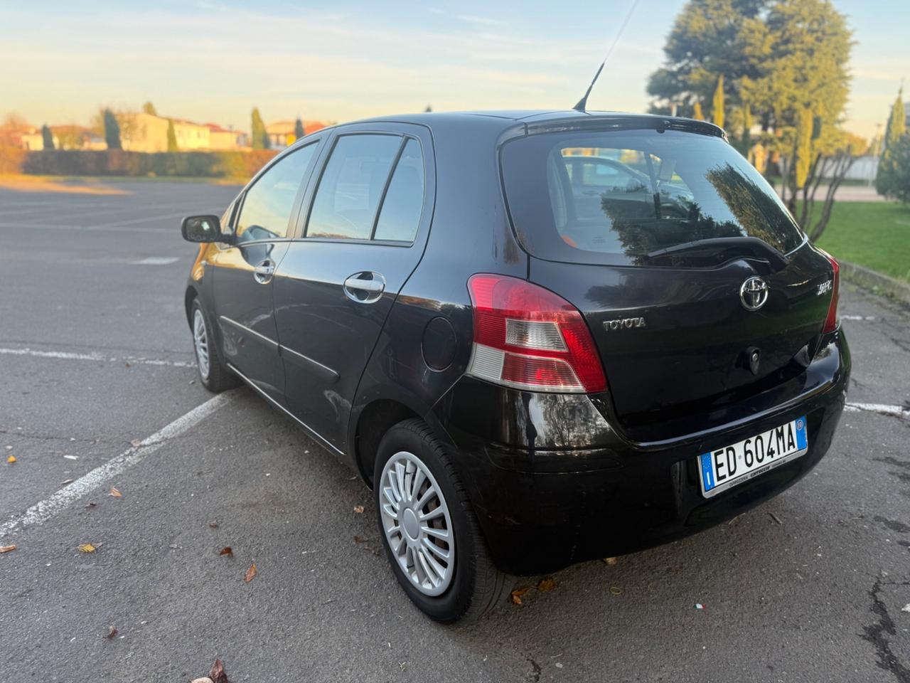 Toyota Yaris 1.3 5 porte Sol