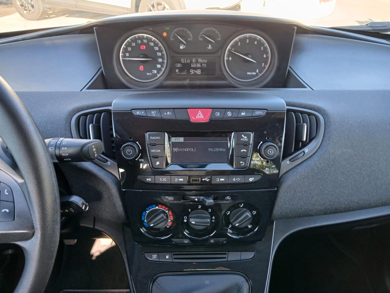 Lancia Ypsilon 1.2 69 CV 5 porte GPL Gold