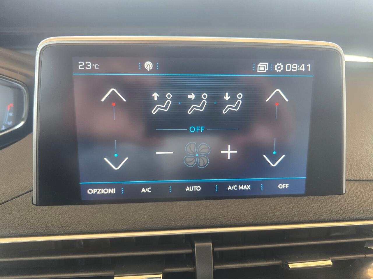 Peugeot 3008 BlueHDi 130 S&S Allure