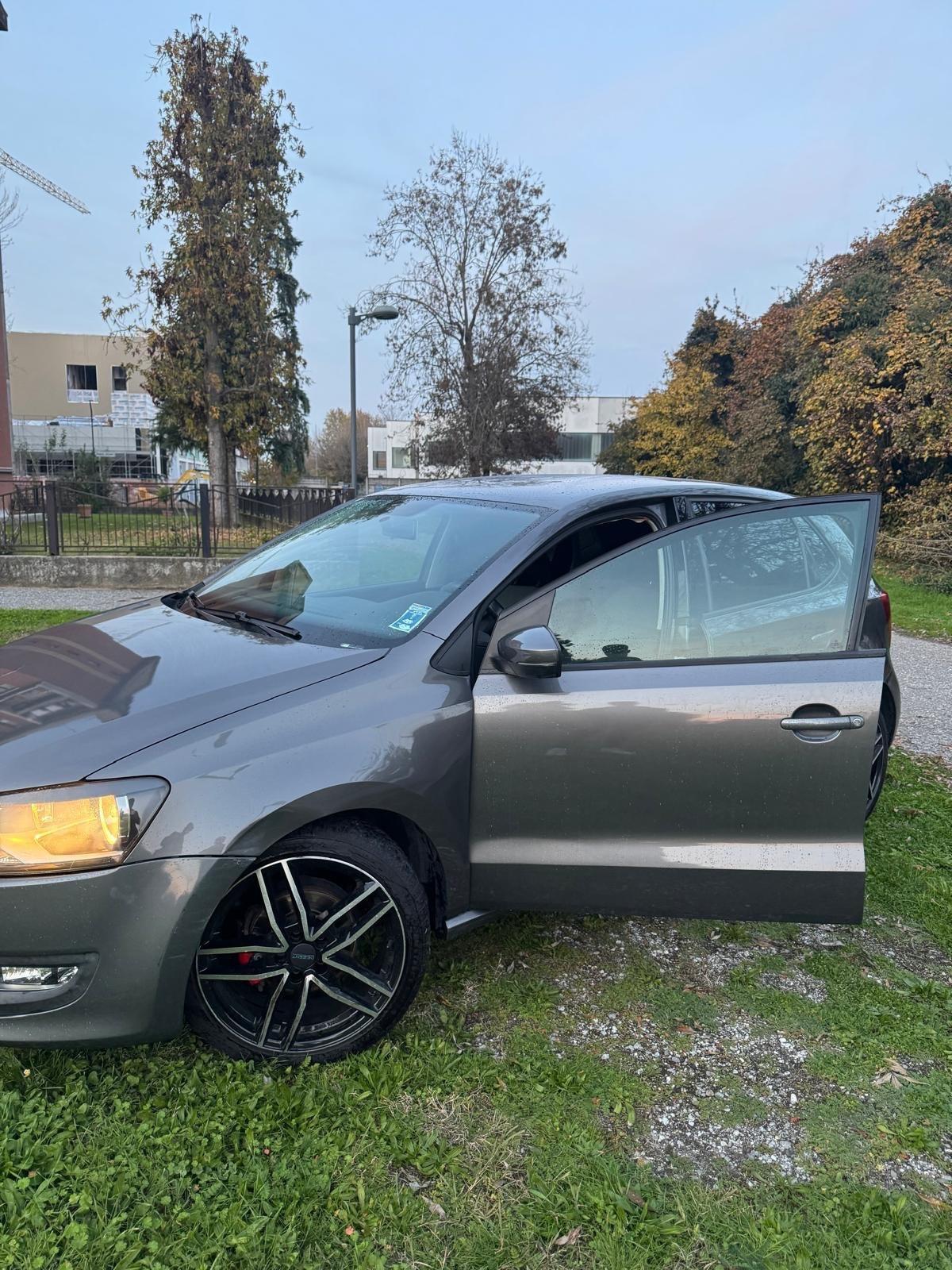 Volkswagen Polo 1.6 TDI 90CV DPF 5 porte Highline