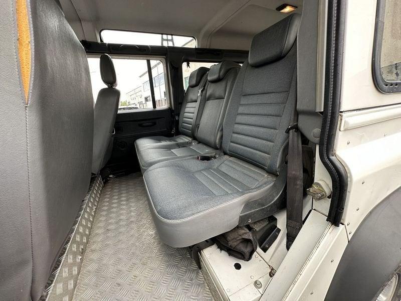 Land Rover Defender Defender 110 2.4 td SW 122cv