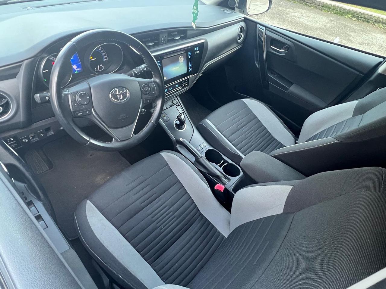 Toyota Auris Business 1.8 HEV #8840