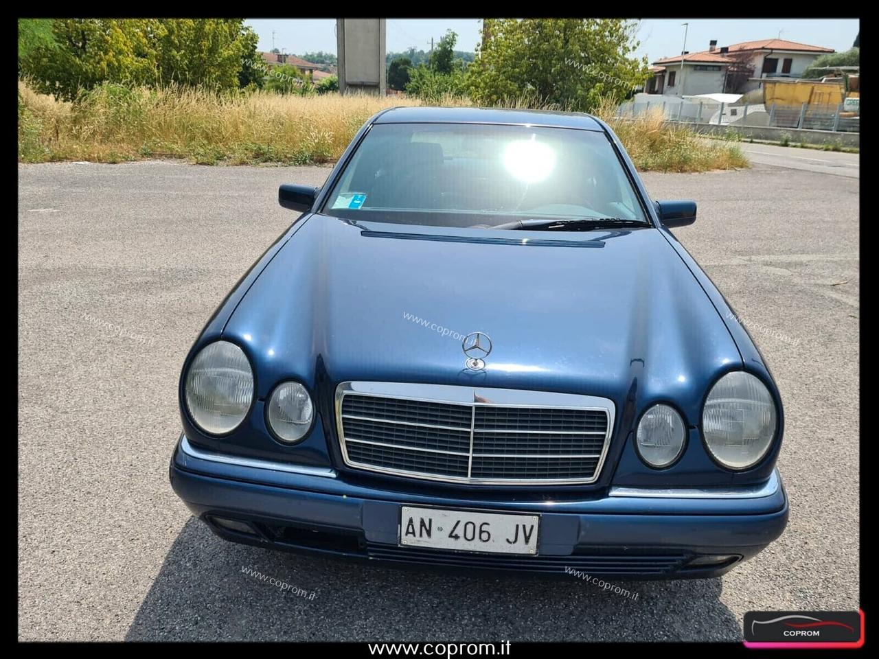 Mercedes-benz E 200 200 E Elegance Benzina