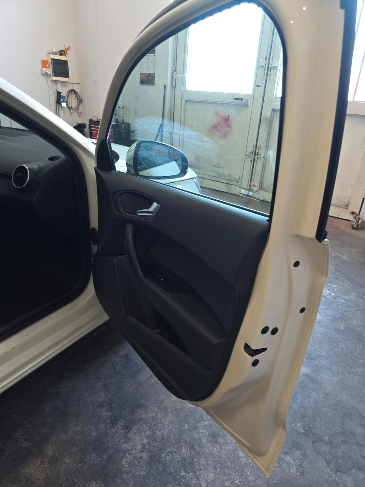Audi A1 1.6 TDI S tronic Attraction