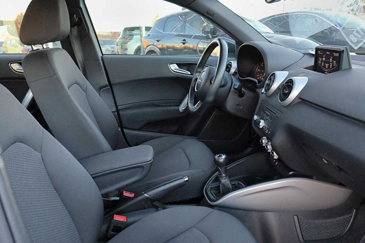 AUDI A1 Sportback 1.4 tdi Metal ultra
