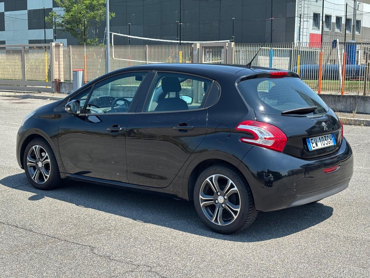 Peugeot 208 1.2 82CV, GARANZIA
