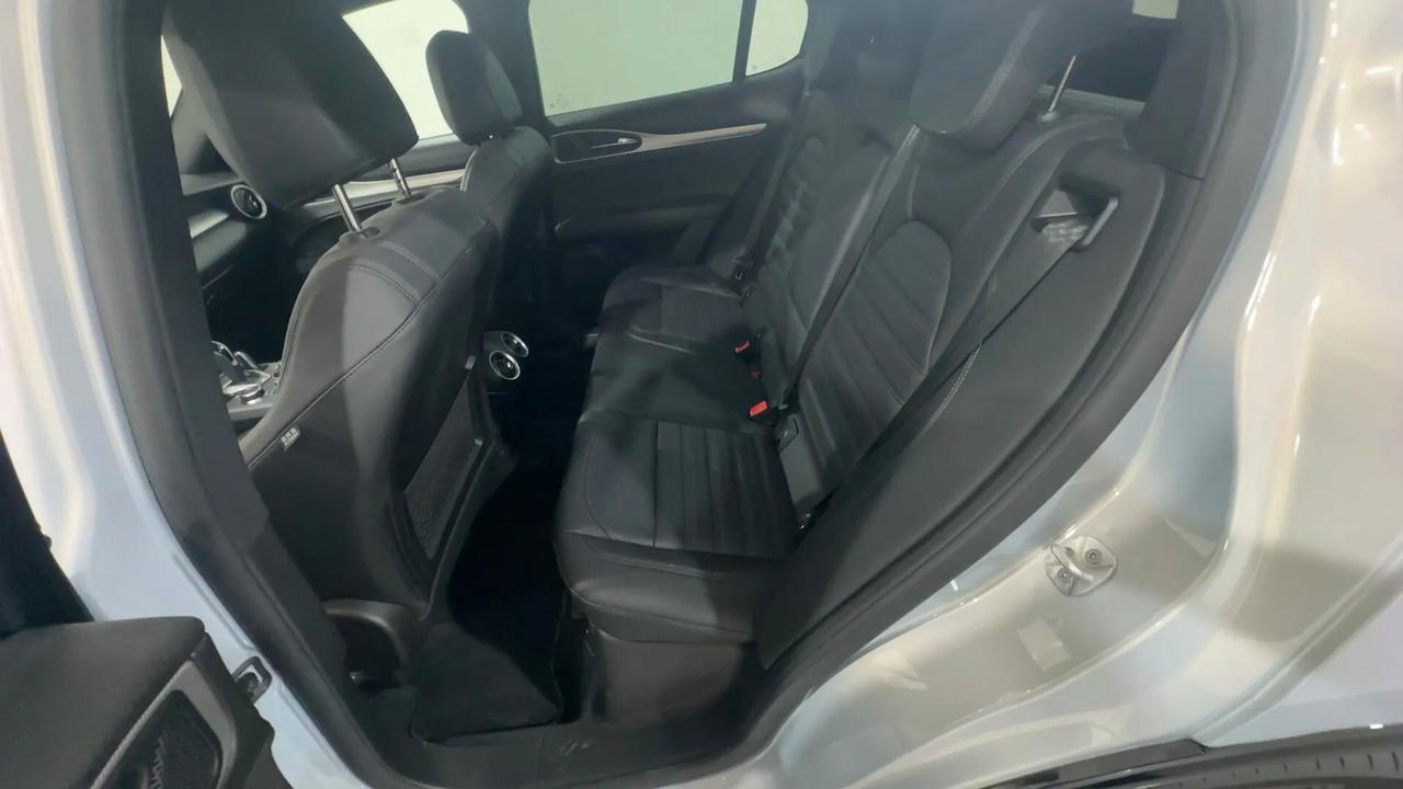 Alfa Romeo Stelvio 2.2 Turbodiesel 210 CV AT8 Q4 Veloce