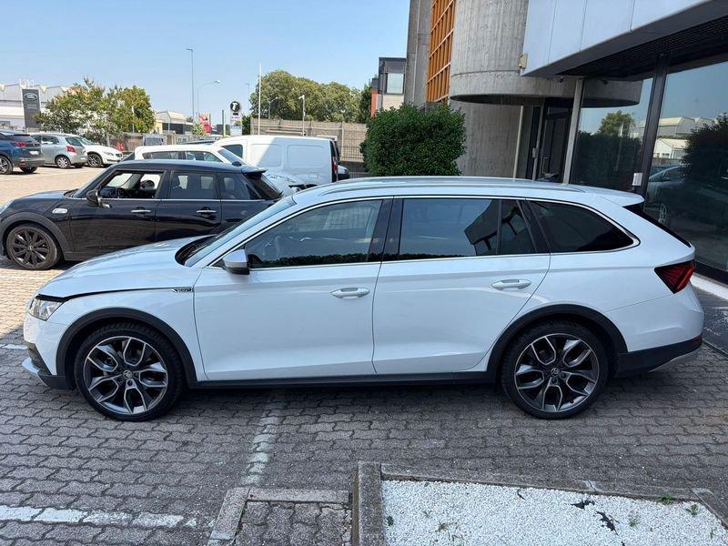 Škoda Octavia Wagon 2.0 tdi evo Scout 4x4 150cv dsg DANNEGGIATA