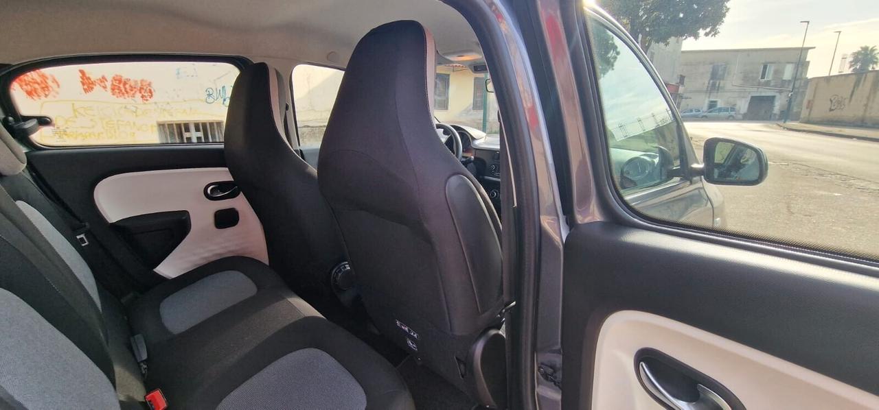 Renault Twingo 1.0 70CV LIMITED SOLI 52.000km