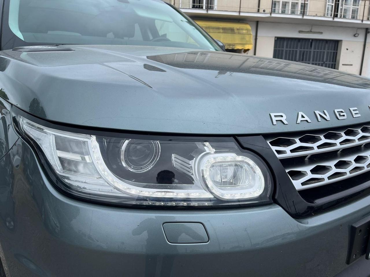 Land Rover Range Sport 3.0 TDV6 HSE motore rotto