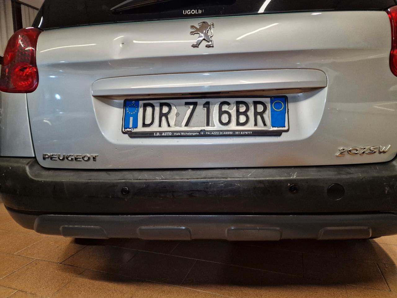 Peugeot 207 1.6 HDi 90CV SW Outdoor, 123 mila chilometri