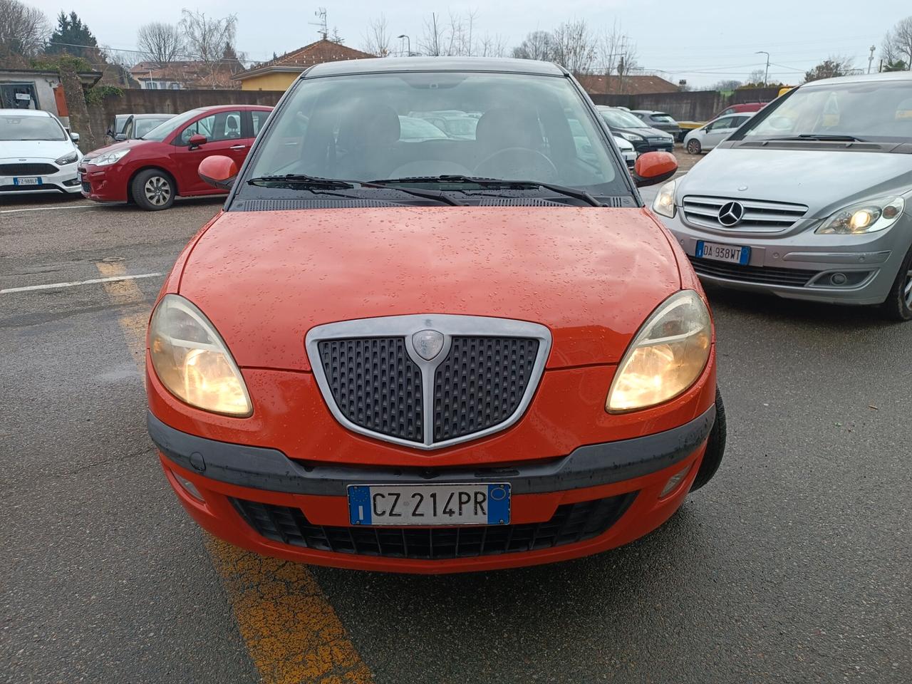 Lancia Ypsilon 1.2 Oro Bianco