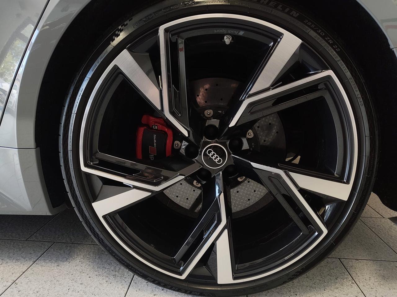 Audi RS6 Avant 4.0 TFSI V8 quattro CARBO CERAMIC