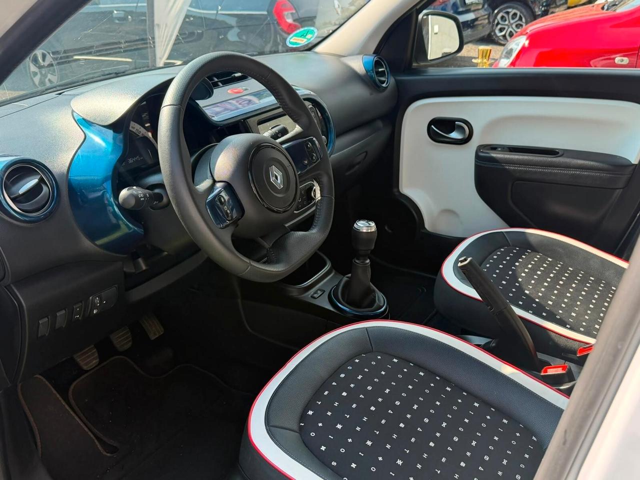 Renault Twingo 1.0 65 CV 73CV SIGNATURE ALL. UNICA, LED,NAVI,SENSORI,NEOPATENTATI,UNIPRO