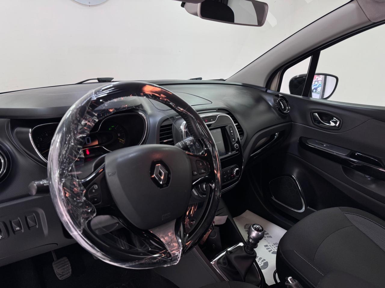 Renault Captur-78000-2017- 110 CV Energy Intens