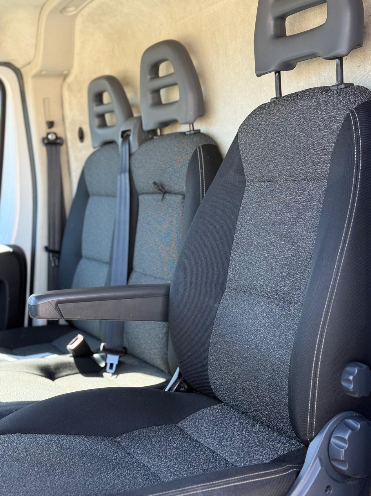 Fiat Ducato 30 2.3 MJT 130CV doppia porta dx sx