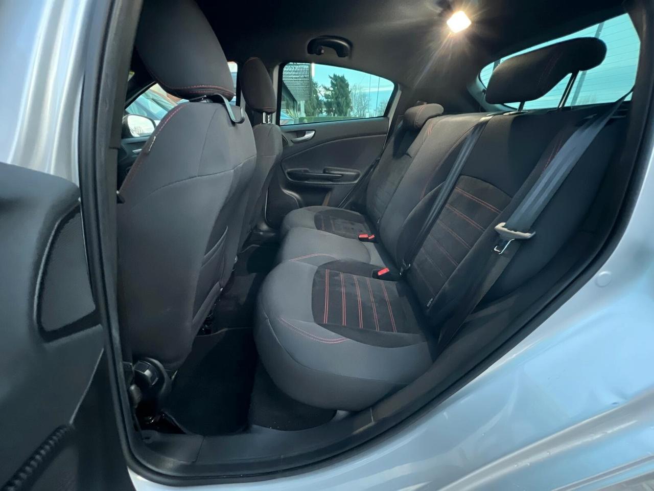 Alfa Romeo Giulietta 1.6 JTDm TCT 120 CV Super Pack sportivo Veloce