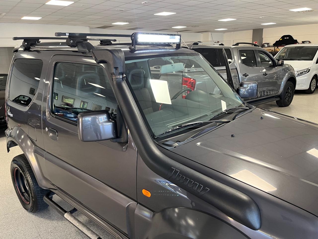 Suzuki Jimny 1.3i 16V 85cv 4WD Special