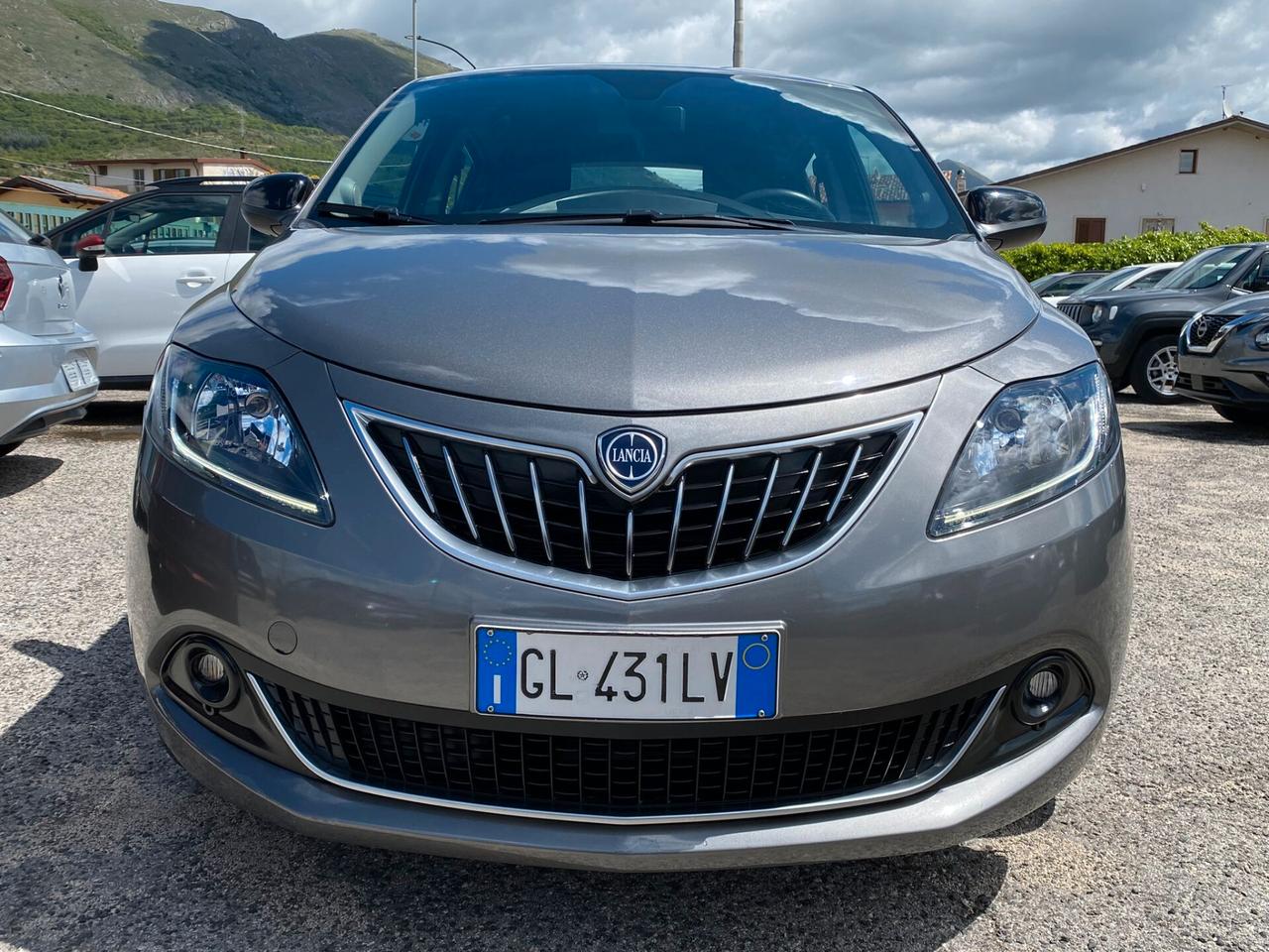 Lancia Ypsilon 1.0 FireFly 5 porte S&S Hybrid Gold
