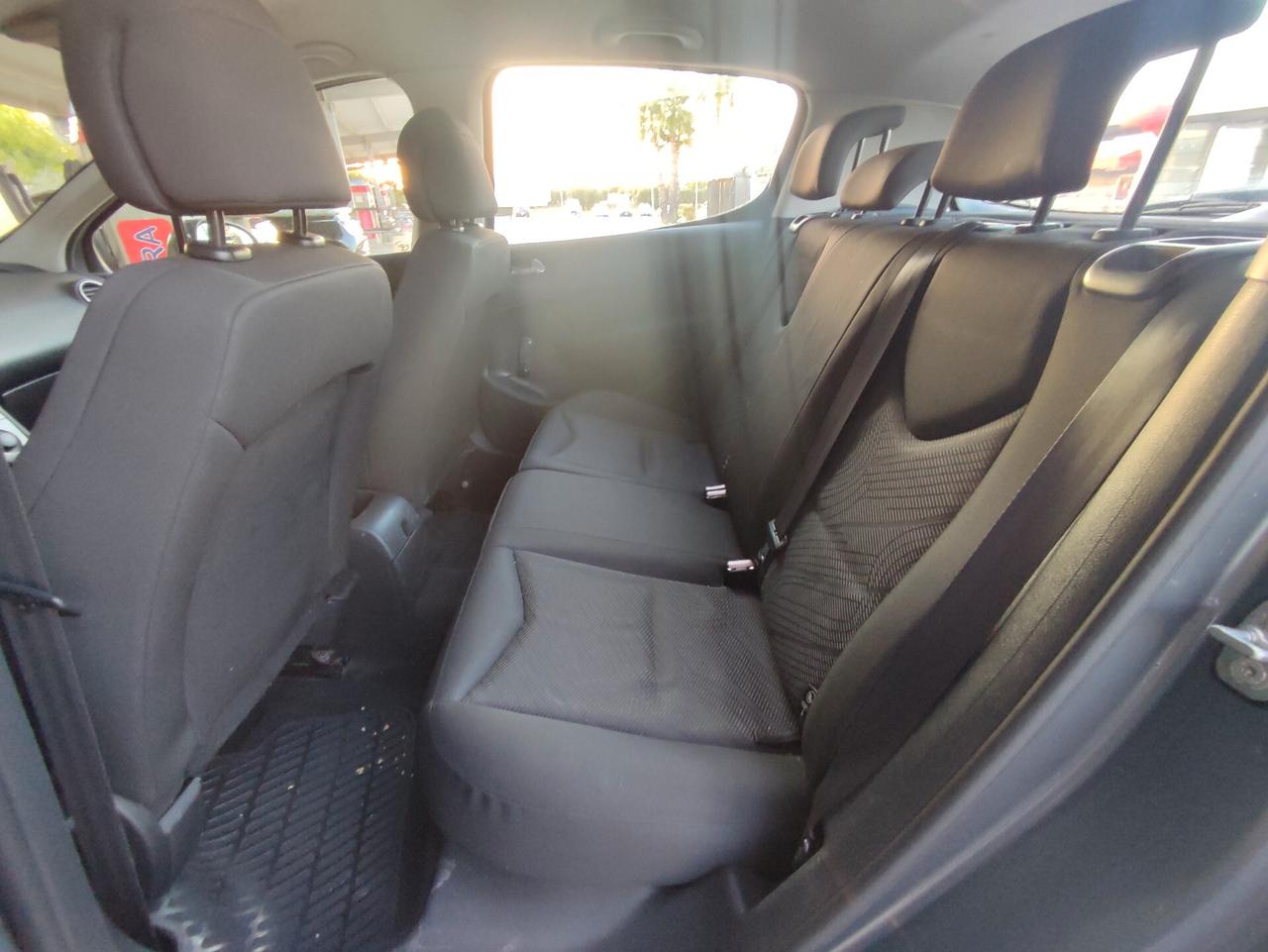 Peugeot 308 1.6 HDi 90CV FAP 5p. Premium