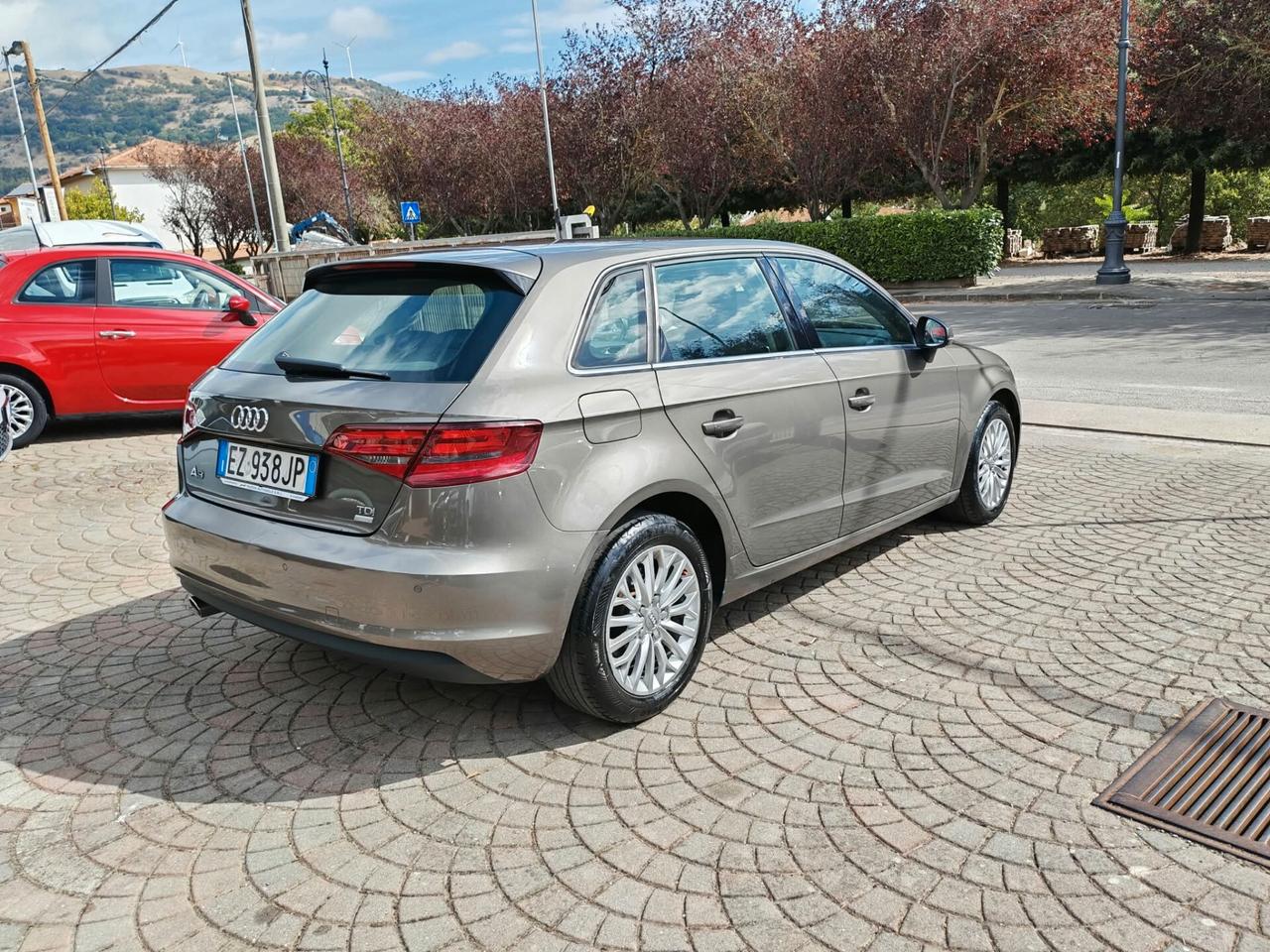 Audi A3 Sedan 1.6 TDI 110CV diesel