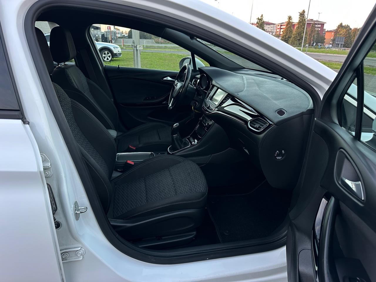 Opel Astra 1.4 Turbo 110CV EcoM Sports Tourer Innovation