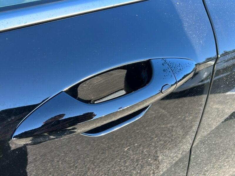 Hyundai Kona II 2023 1.6 gdi hev Exellence 2wd 138cv dct