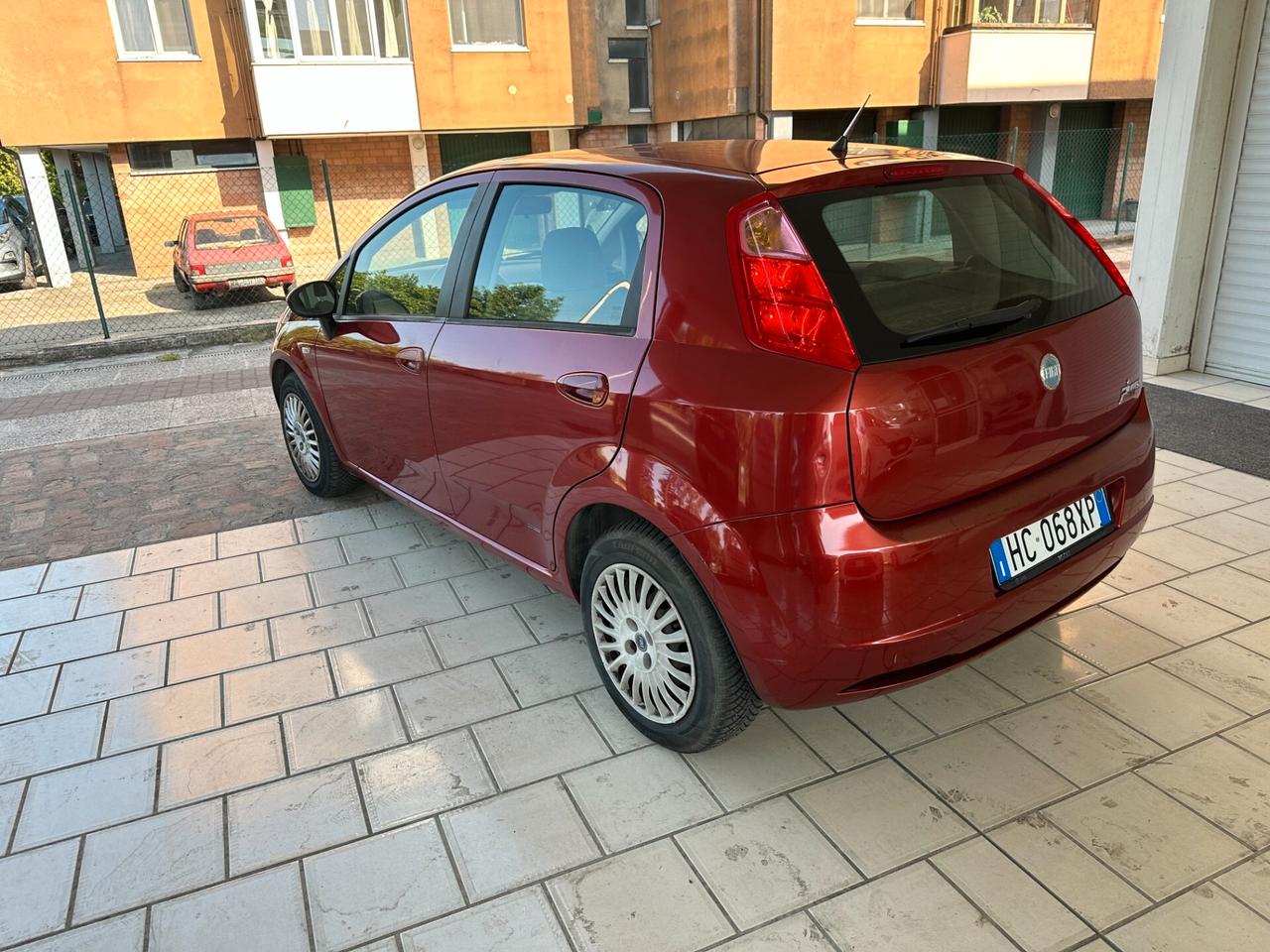 Fiat Grande Punto 1.2 (12 RATE)