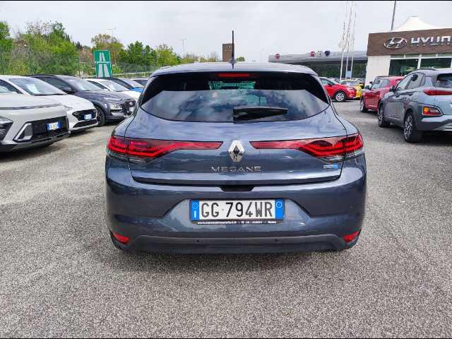 RENAULT MEGANE BERLINA MEGANE BERLINA BUSINESS E-TECH Plug-In Hybrid 160